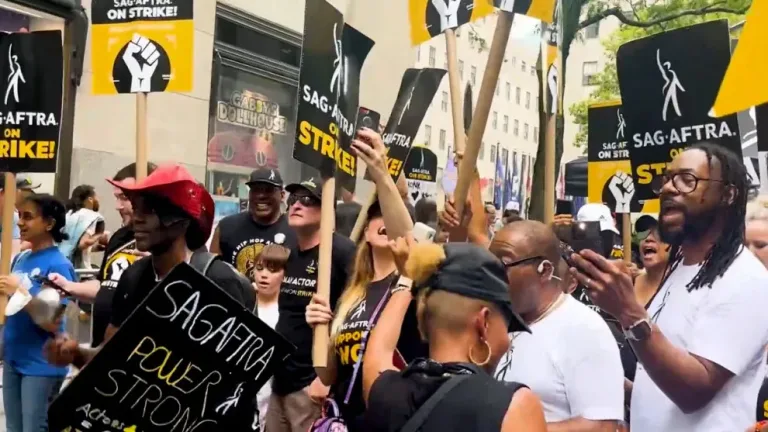 SAG-AFTRA performers to hold first strike picket outside WB Games, Image source: TheWrap