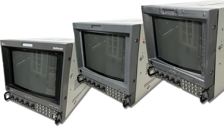Sony BVM D9H Pressure-Molded 4:3 Bezel | Image via RetroRGB